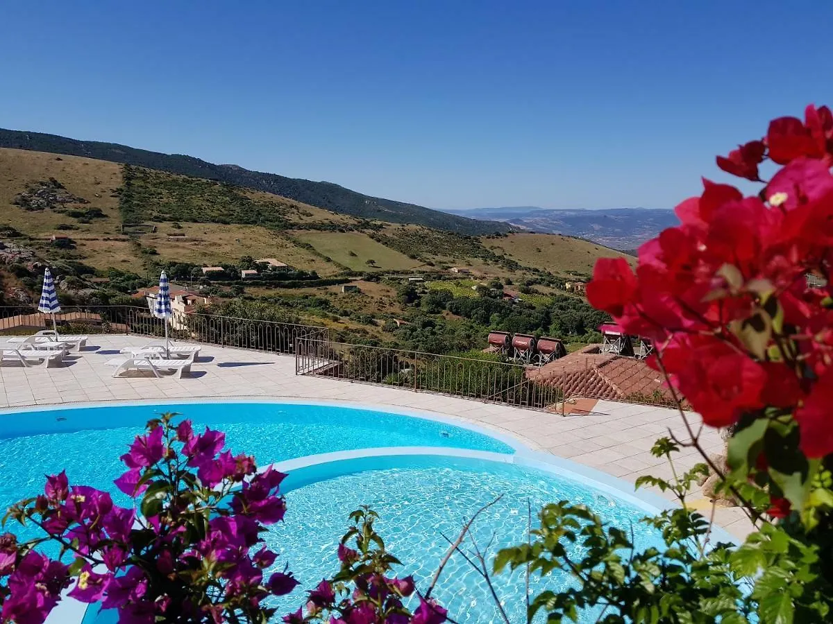 Residence Bella Vista With Panoramic Swimming Pool شقة Trinità dʼAgultu